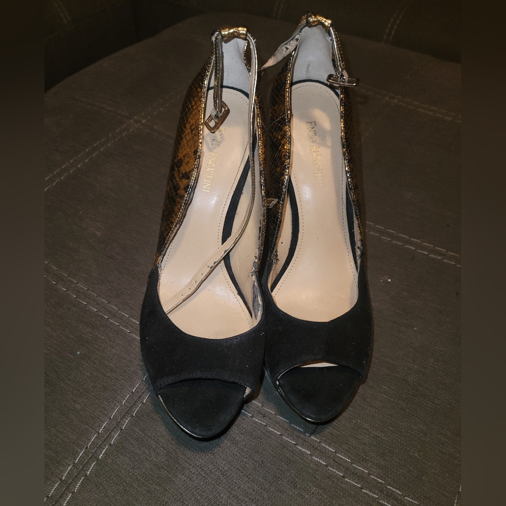 Enzos blk suede with gold size 11